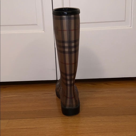 Burberry Rain Boots - Picture 2 of 6